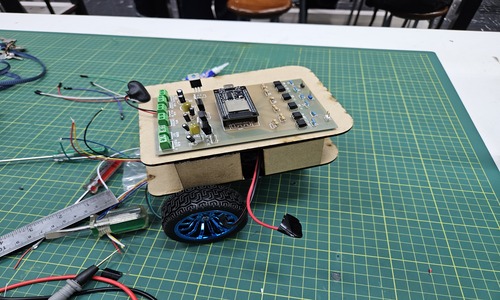 Final autonomous mobile robot prototype